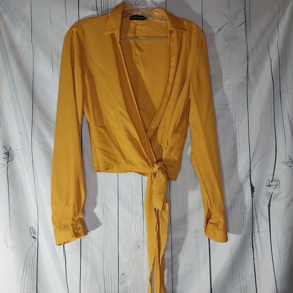 Pretty Little Thing Mustard Yellow Tie-Front Long Sleeve Y2K Boho Wrap Blouse
